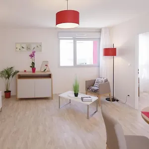 Appartement Résidence Services Séniors Les Jardins D'arcadie, Avignon